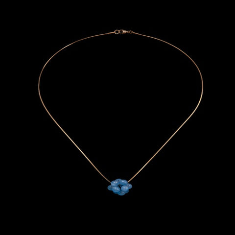 Colgante de cuarzo en azul